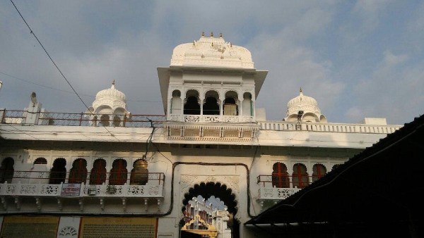 dwarka-temple